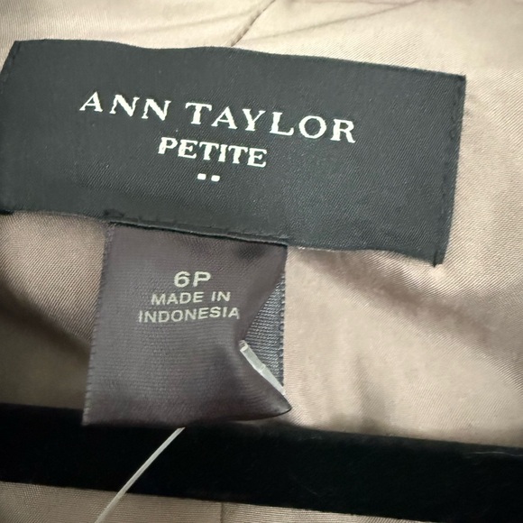 NWT Ann Taylor Dark Brown Blazer - Picture 4 of 5